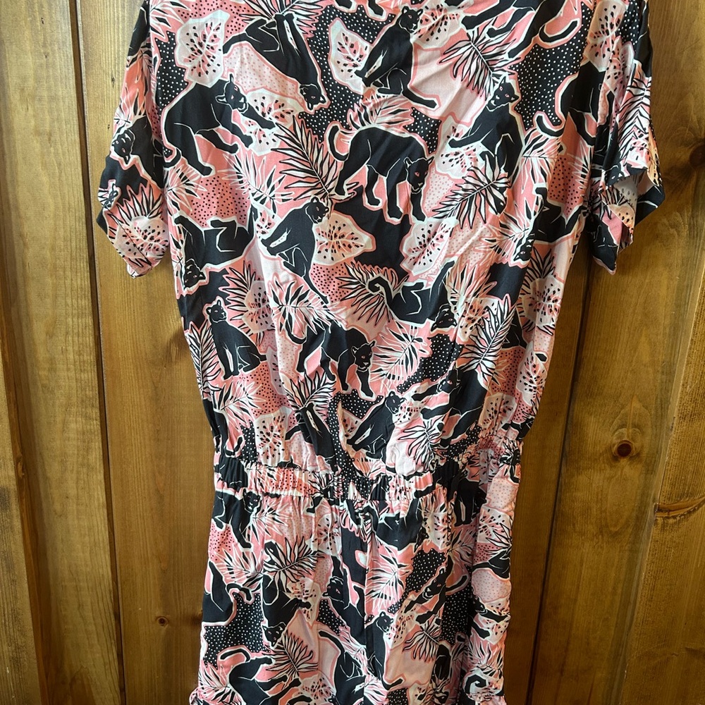 BCBG NWT Pink and Black Cat Print Romper - Picture 4 of 6